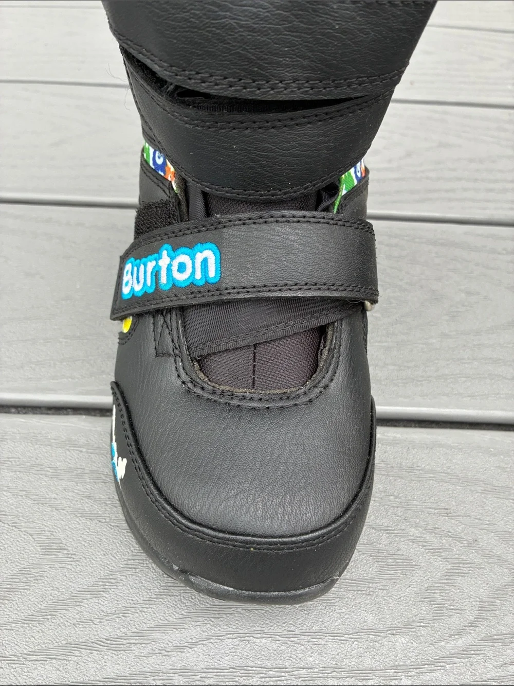 Burton Kids' Grom Snowboard Boots Black with Multicolor Accents Size 4